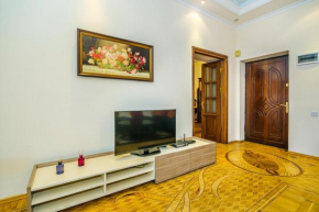 Apartment Akhundov Park